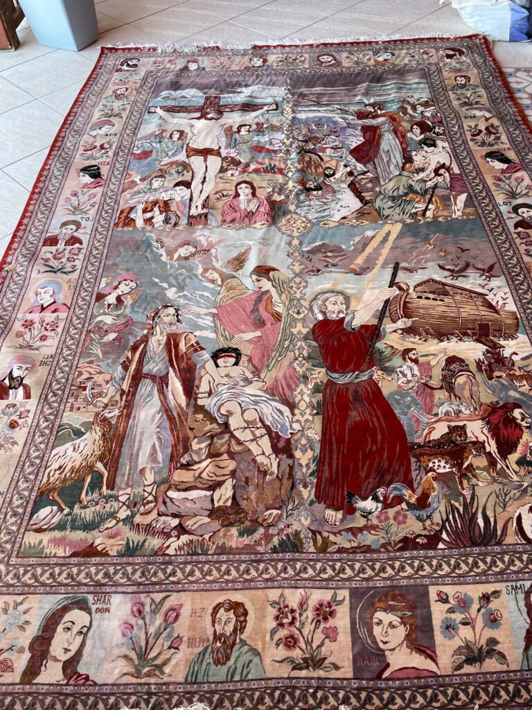 Tapis d’Orient rapportés de postes à l’étranger